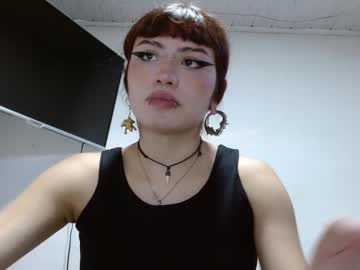 See Giulietta_mon online Now @ wank.ch