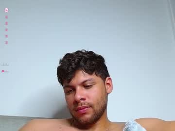 See Haku_kanjii online Now @ wank.ch