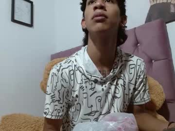 See Haresandpame_mds online Now @ wank.ch