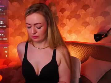 See Heart_therapy online Now @ wank.ch