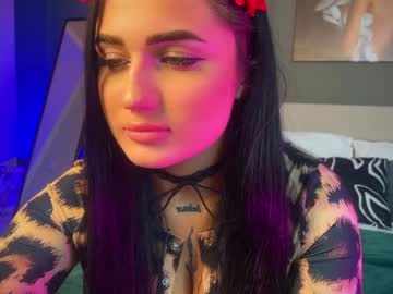 See Hecate_cat online Now @ wank.ch