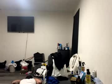 See Hihello300 online Now @ wank.ch