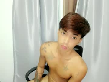 See Hottie_asians online Now @ wank.ch
