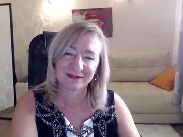 See Hunters_woman online Now @ wank.ch