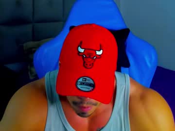 See Iron_coleman online Now @ wank.ch