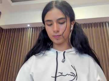 See Isabella_cooper9 online Now @ wank.ch