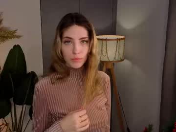 See Isobelsteinger online Now @ wank.ch