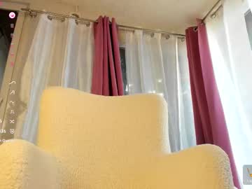 See Ivytease_ online Now @ wank.ch