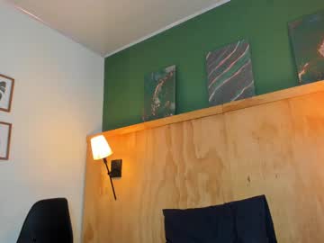 See Jabob_coper online Now @ wank.ch