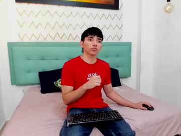 See Jakemendoza_ online Now @ wank.ch