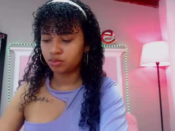 See Jessyzoe online Now @ wank.ch