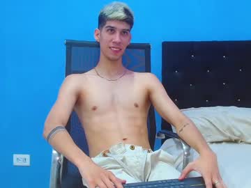 See Jhony_sex3 online Now @ wank.ch