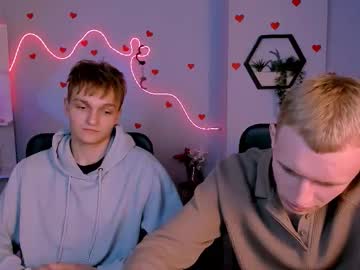 See John_lik online Now @ wank.ch