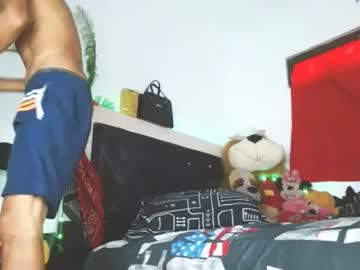 See Jorlatinhot420 online Now @ wank.ch