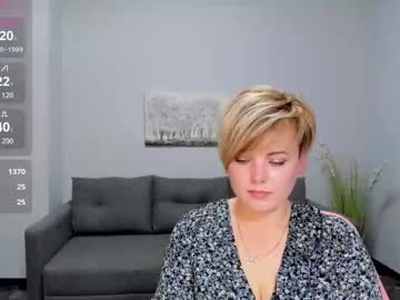 See Julia_wilsons online Now @ wank.ch