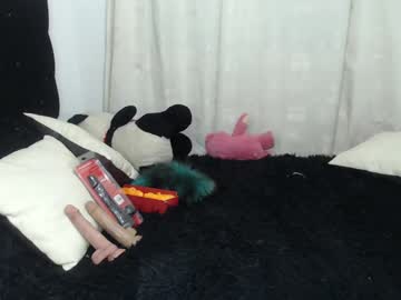See Julieta_jonez_ online Now @ wank.ch