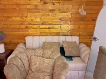 See July_quinzel online Now @ wank.ch