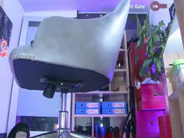 See Kaariyn_ online Now @ wank.ch