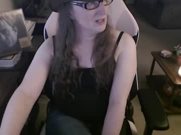 See Kait331 online Now @ wank.ch