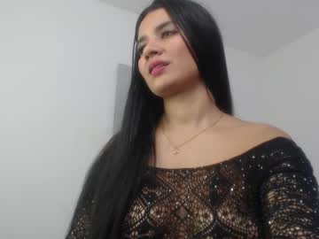 See Katiaglow9 online Now @ wank.ch