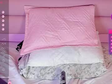 See Katta_giil online Now @ wank.ch