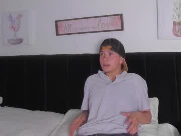 See Kayjoda online Now @ wank.ch