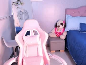 See Kenia_thompson01 online Now @ wank.ch