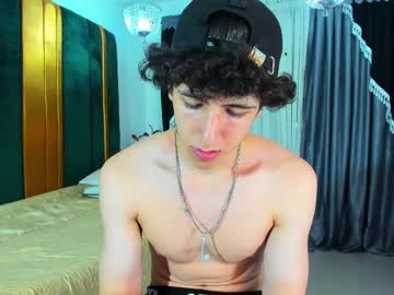 See Kervs__ online Now @ wank.ch