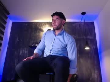See Kevin_collins_s online Now @ wank.ch