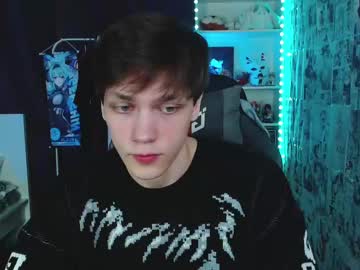 See Kevin_joestar online Now @ wank.ch