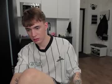 See Kevin_martin8 online Now @ wank.ch