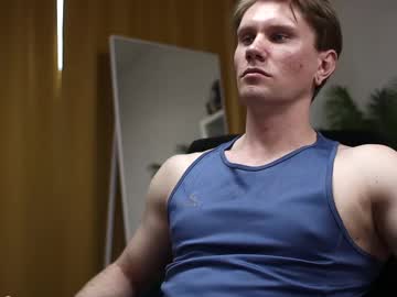 See Kevin_park online Now @ wank.ch