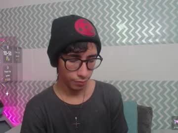 See Kingdanny_8 online Now @ wank.ch