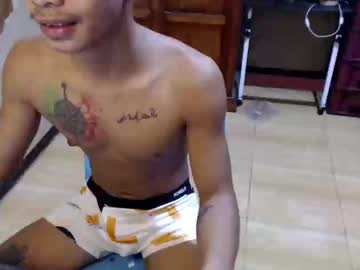 See Kingscock18 online Now @ wank.ch