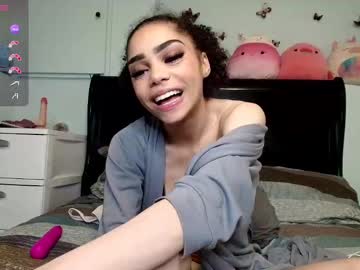 See Kittymarie28 online Now @ wank.ch