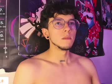 See Koddy_0 online Now @ wank.ch