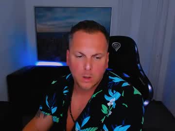 See Leoboyf4f online Now @ wank.ch