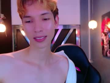 See Liam_green1 online Now @ wank.ch