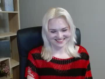 See Lilysweetxo online Now @ wank.ch