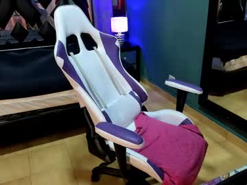 See Linda4petite online Now @ wank.ch