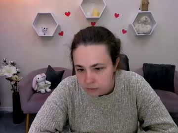See Linda__luxe online Now @ wank.ch
