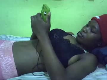 See Lisssa01 online Now @ wank.ch