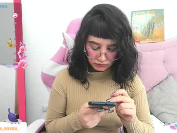 See Liv_rosse online Now @ wank.ch
