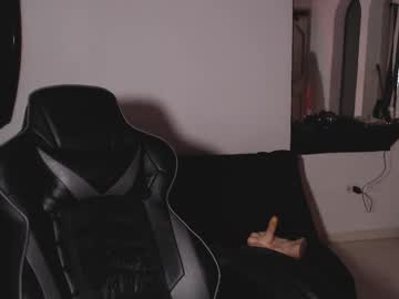 See Liz_beths online Now @ wank.ch