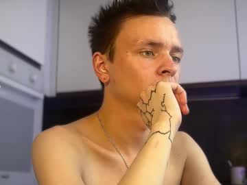 See Logan_mett online Now @ wank.ch