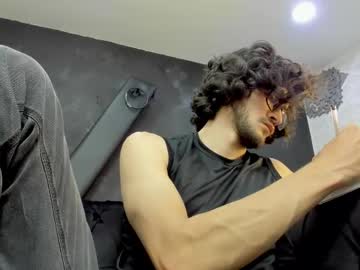 See Loggan_donnelly online Now @ wank.ch