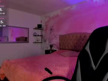 See Lucia_star_ online Now @ wank.ch