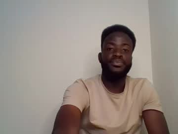 See Luckycharly online Now @ wank.ch