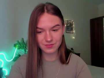 See Luna_lust_211 online Now @ wank.ch