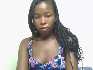 See Lustrousnerd online Now @ wank.ch